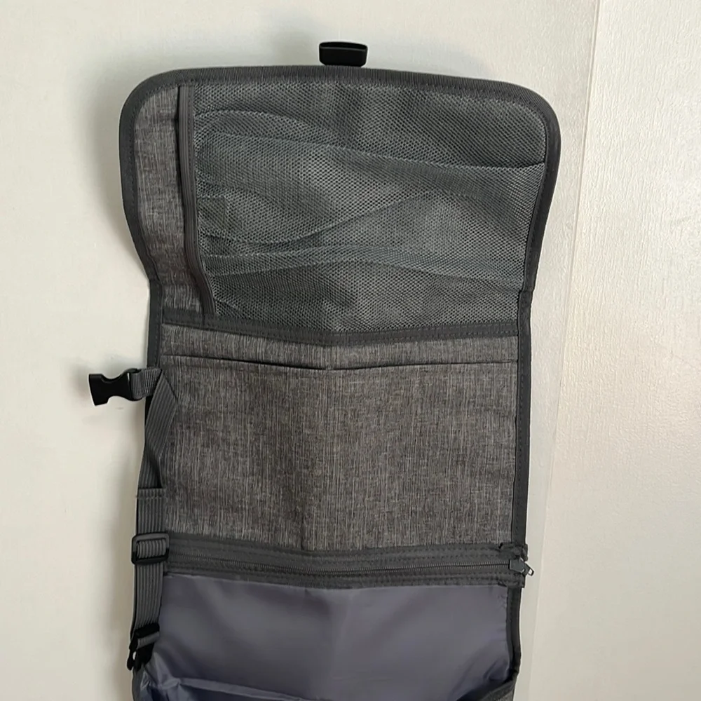 Blue Snail Portable Baby changing pad - Picture 4 of 15